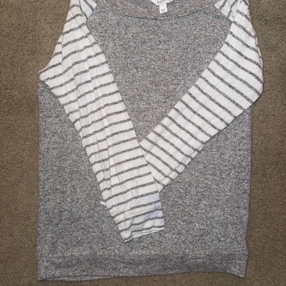 Market & Spruce Heather Gray and White Striped Sweater Extra Soft